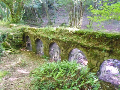 Archi acquedotto Vitozza-Sorano