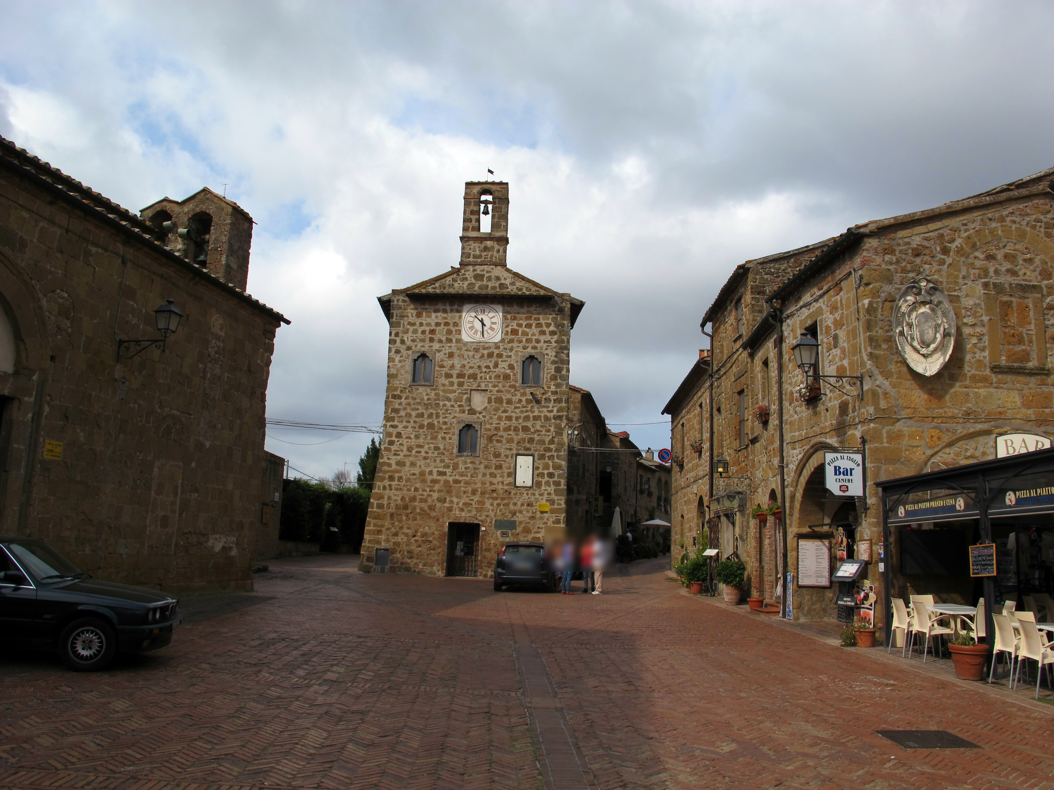 Sovana,_palazzetto_dell'archivio_01