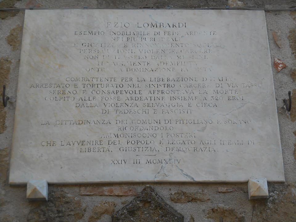 Lapide posta presso la casa di Crispino Lombardi in S. Quirico.